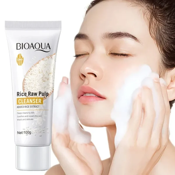 BIOAQUA Rice Raw Pulp Facial Cleanser Moisturizing Skin Brightening Foam
