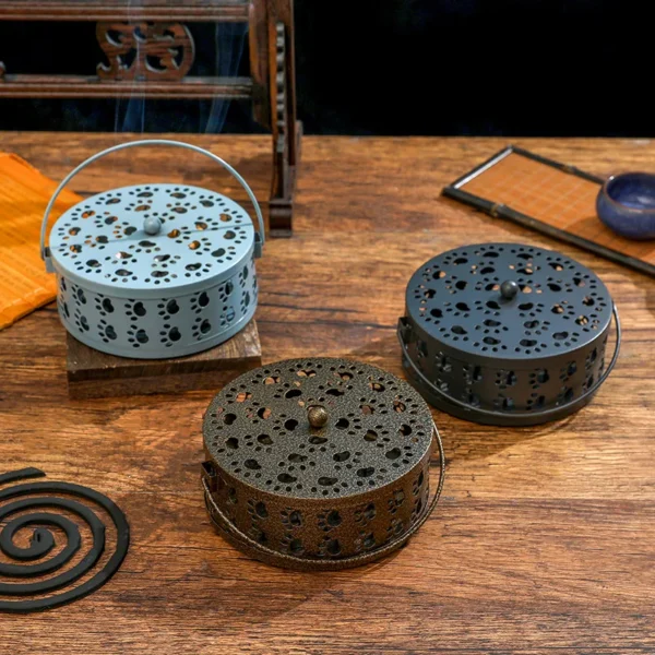 Fireproof Mosquito Incense Burner Sandalwood Holder with Lid Iron Home Use